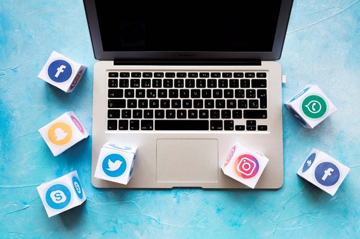 community manager